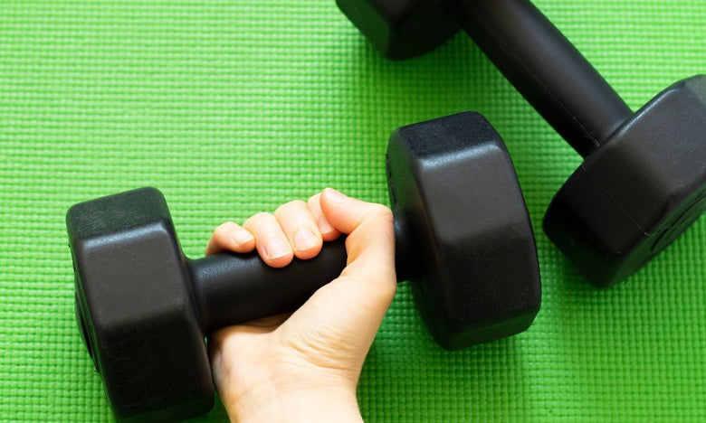 5 Common Mistakes Beginners Make When Lifting Weights